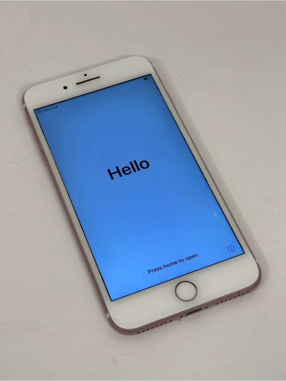 Apple iPhone 7 Plus - Rose Gold (Model A1661) - Powers On / See Photos